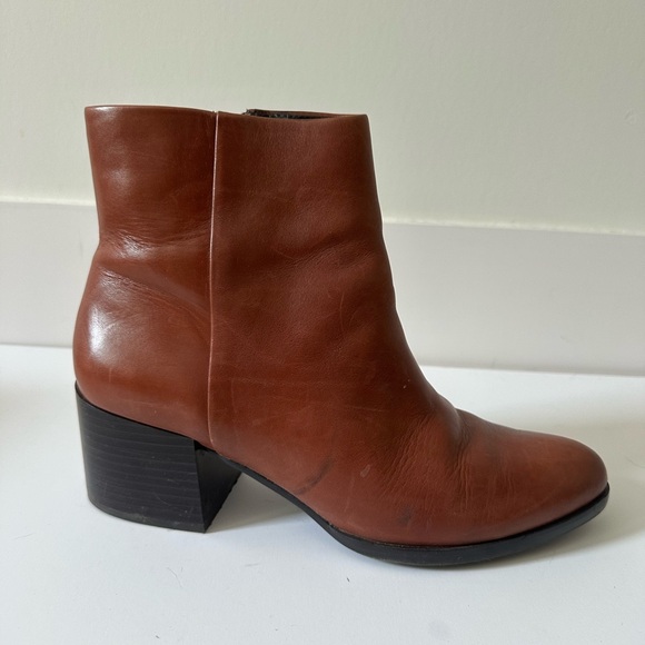 Sam Edelman women’s Joey boot (saddle tan) - Picture 2 of 3